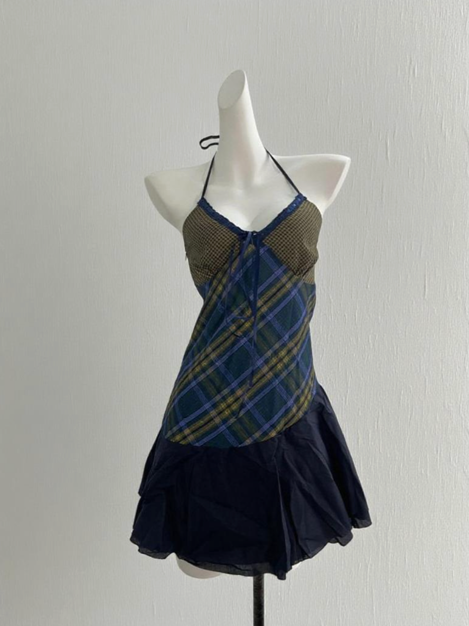Vintage-Inspired Plaid Halter Top & Skirt Set – Y2K Cute, Schoolgirl Style Two-Piece Outfit